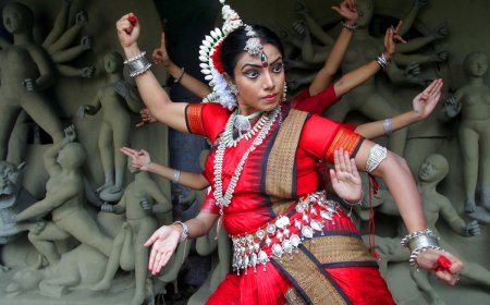 From Mahalaya to Vijaya Dashami: What This Year’s Durga Puja Foretells
