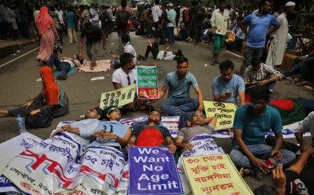 Protesters persist with their hunger strike in response to the notification regarding the 35-year age limit for government jobs