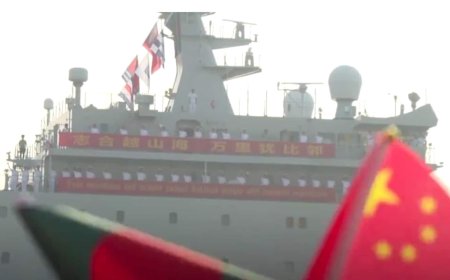 Chinese naval vessels have made a visit to Bangladesh, marking the first foreign fleet to arrive since the interim government took control