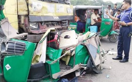 Six people were killed when a truck collided with an auto-rickshaw in Narsingdi