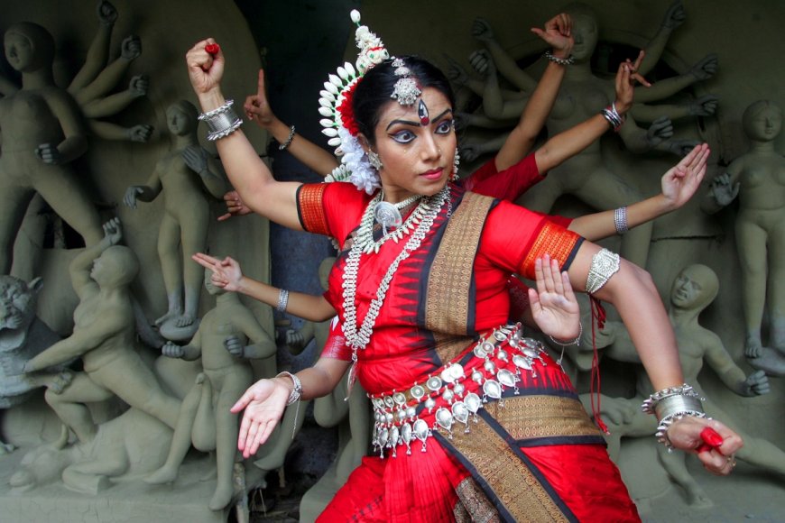 From Mahalaya to Vijaya Dashami: What This Year’s Durga Puja Foretells