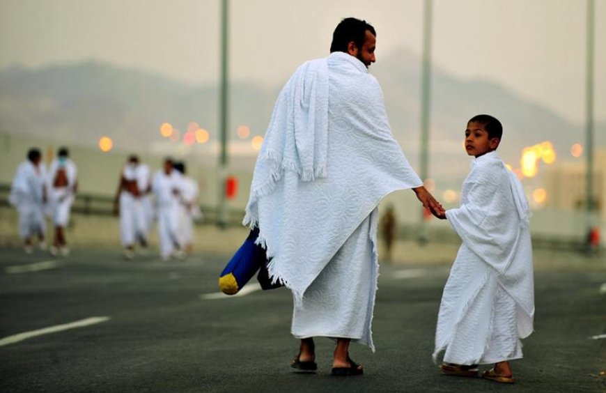 Adviser: 2,000 crore needed to charter ships for Hajj pilgrims