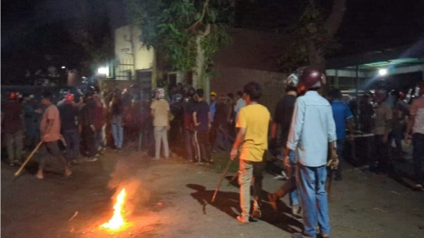 Midnight protest erupts at Jahangirnagar University against Shibir's open presence