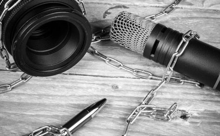 Editors report that press freedom continues to come under attack