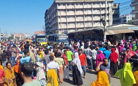 Traffic congestion on the Dhaka-Mymensingh highway as garment workers protest over unpaid wages