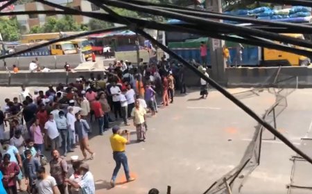 Around 100 people were injured in a clash between students in Jatrabari