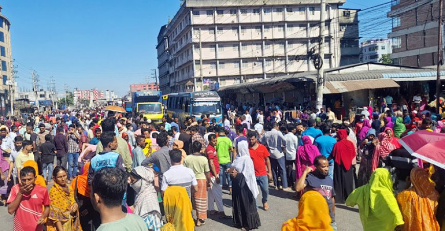 Traffic congestion on the Dhaka-Mymensingh highway as garment workers protest over unpaid wages