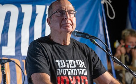 Former Minister Yaalon accuses Israel of carrying out 'ethnic cleansing' in Gaza