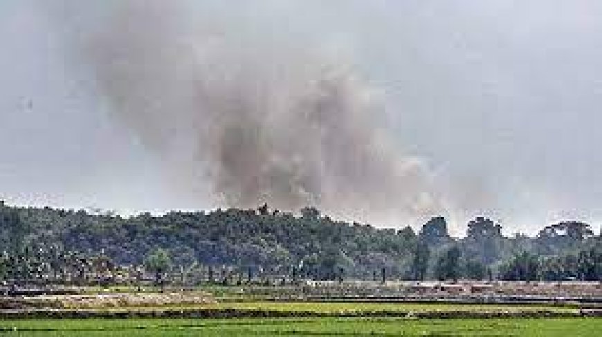 Loud explosions in Myanmar's Mongdu ignite panic in border areas of Bangladesh