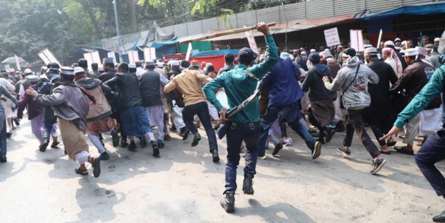 Police deploy batons and water cannons against protesting Ebtedai madrasa teachers