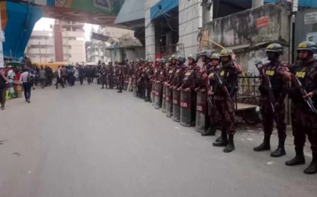 BGB has been deployed in Mohakhali as Titumir students block the railway tracks