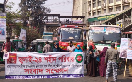 Families of martyrs from the July Uprising block Shahbagh