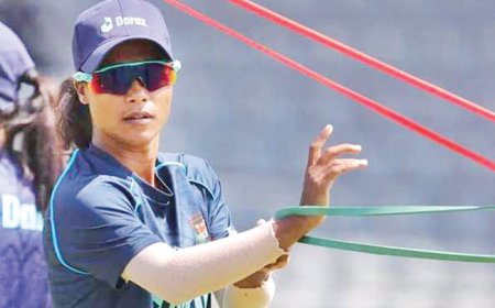 Bangladeshi cricketer Shohaly Akhter has been banned for five years due to match-fixing charges