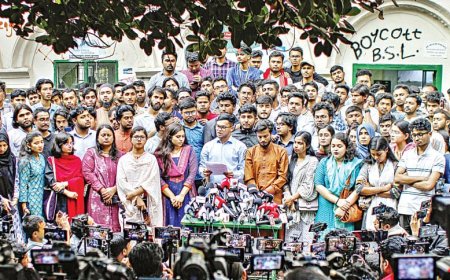 Protests, scuffles over announcement of new student organisation