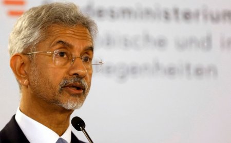 Jaishankar emphasized the need for a more profound understanding of Bangladesh