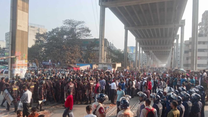 Titumir students obstruct rail line and road in Mohakhali