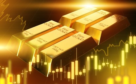Gold prices dip slightly in the domestic market