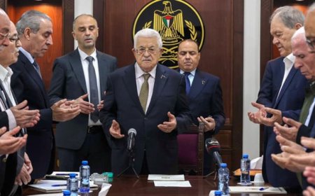 "Palestinian President Abbas Taps Top Aide as Possible Successor"
