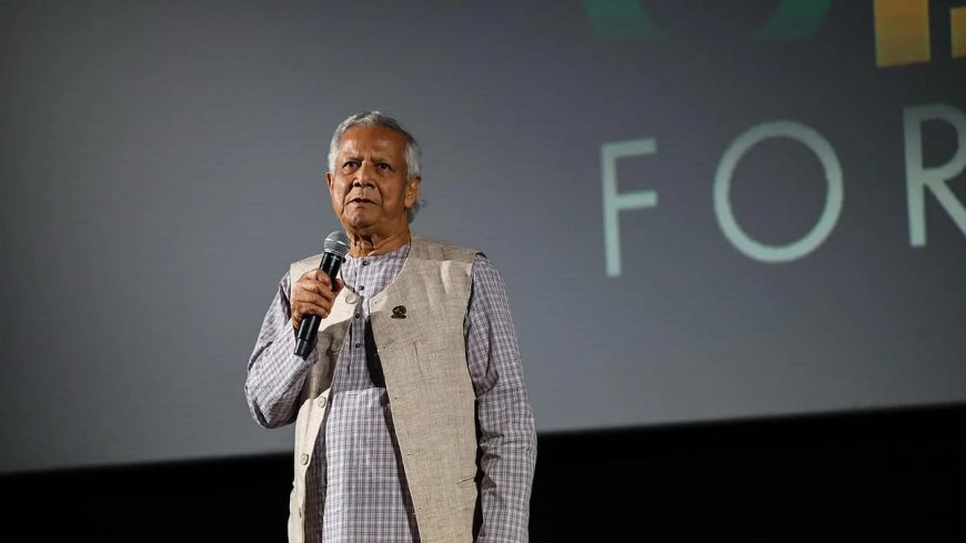 Dr. Yunus encourages young people to develop themselves as "three-zero" individuals