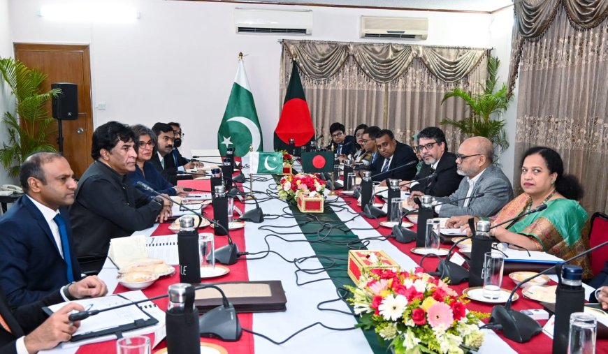 Foreign Affairs Analysts Anticipate Political-Level Follow-Up to Dhaka-Islamabad FOC