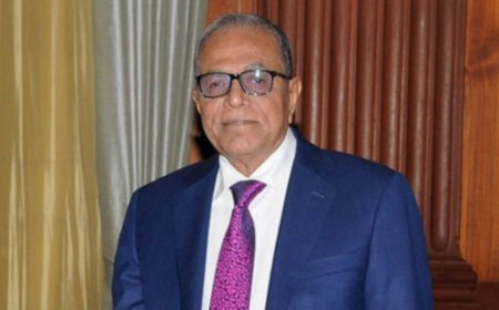 Former President Abdul Hamid Departs Country