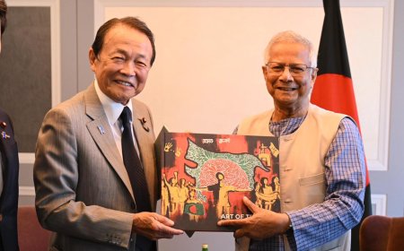 CA Begins Tokyo Visit with Meeting Held with Taro Aso