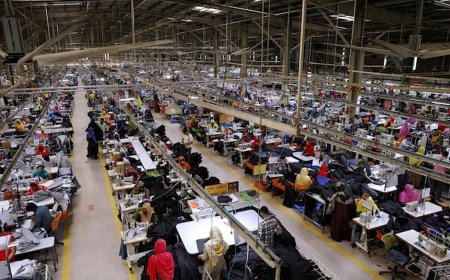 Some Bangladeshi garment orders from Walmart put on hold amid looming US tariff threat