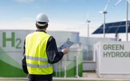 Australian-led study reveals new pathway to large-scale green hydrogen production