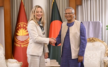 SpaceX Vice President Lauren Dreyer has commended Bangladesh for its efficiency in enabling the launch of Starlink services