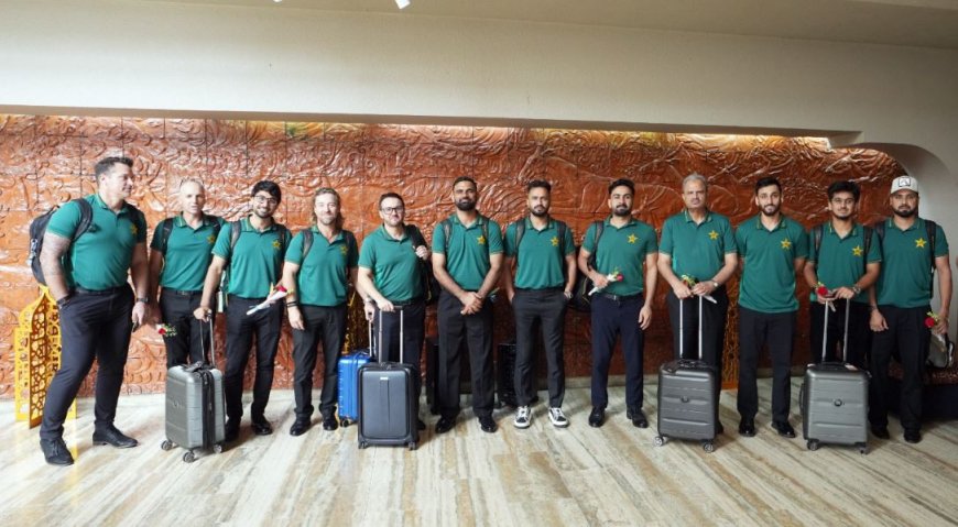 Pakistan team lands in Dhaka