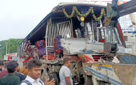 Three dead, 15 injured in two-bus collision in Faridpur