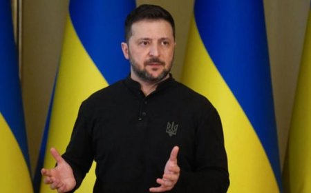 Zelensky accuses Russia of trying to evade peace talks