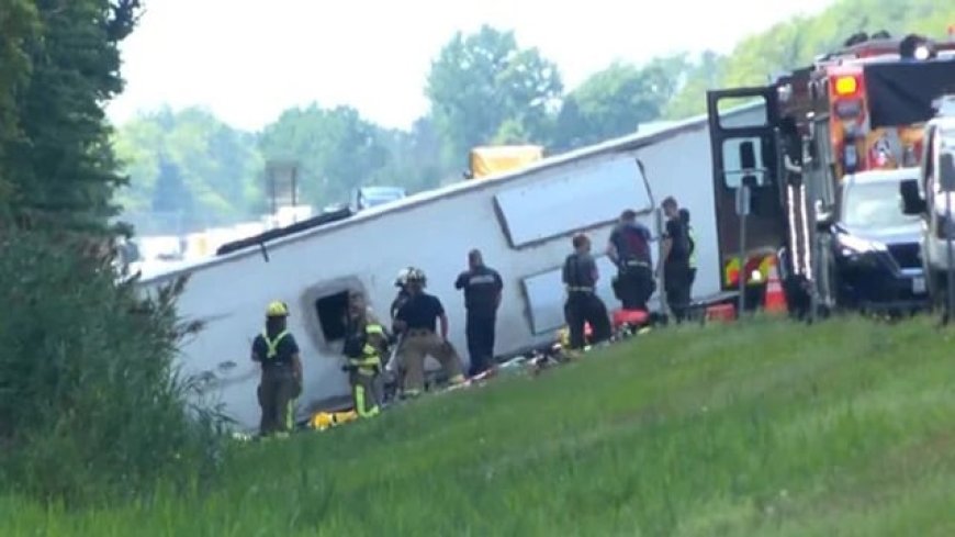 Five dead in tourist bus accident in New York state