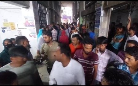 Garment Workers Block Dhaka-Mymensingh Highway Over Unpaid Salaries