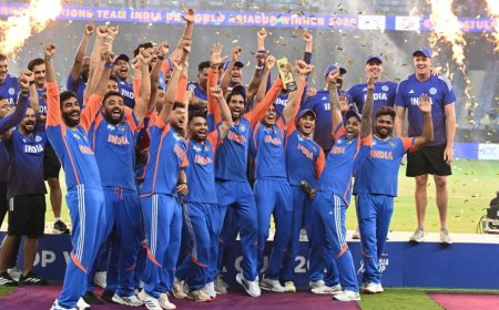 India Refuses Asia Cup Trophy From ACC Chief Mohsin Naqvi