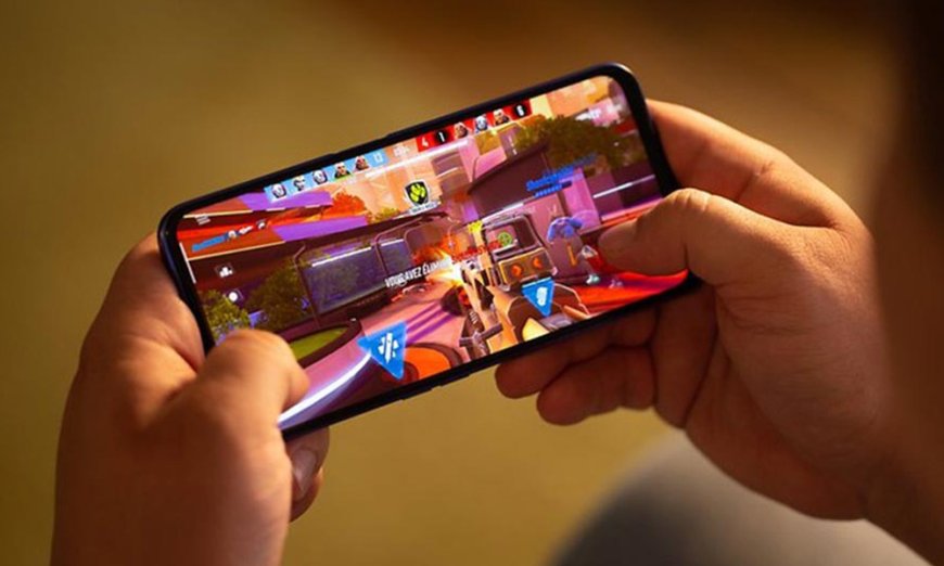 Online Gaming: Smartphone Turns Dangerous