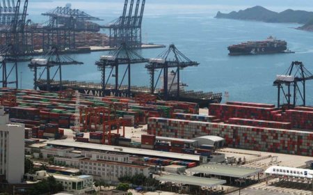 China Hits Back at US Port Fees with Retaliatory Levies