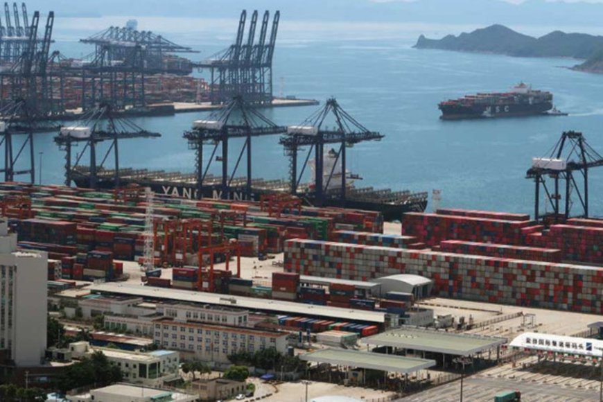 China Hits Back at US Port Fees with Retaliatory Levies