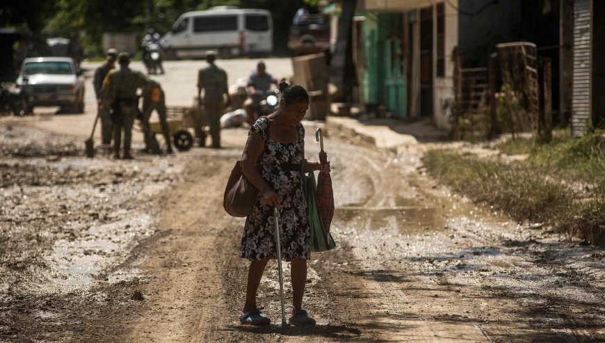 Mexico's Rains Sweep Away Homes, Leave 47 Dead