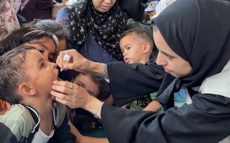 The World Health Organization (WHO) has launched a campaign to vaccinate 40,000 children in the Gaza Strip