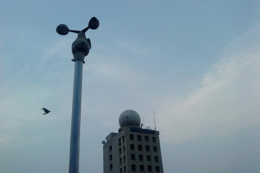 Maritime Ports Of Chattogram And Cox’s Bazar Have Been Advised To Hoist Local Cautionary Signal No. 3.