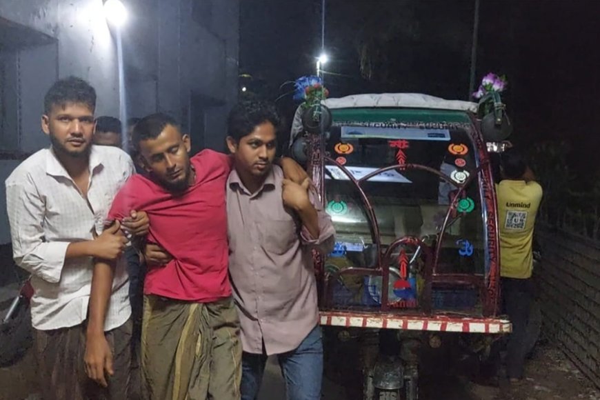 15 injured in clash between BNP and Gono Odhikar Parishad in Galachipa, Patuakhali