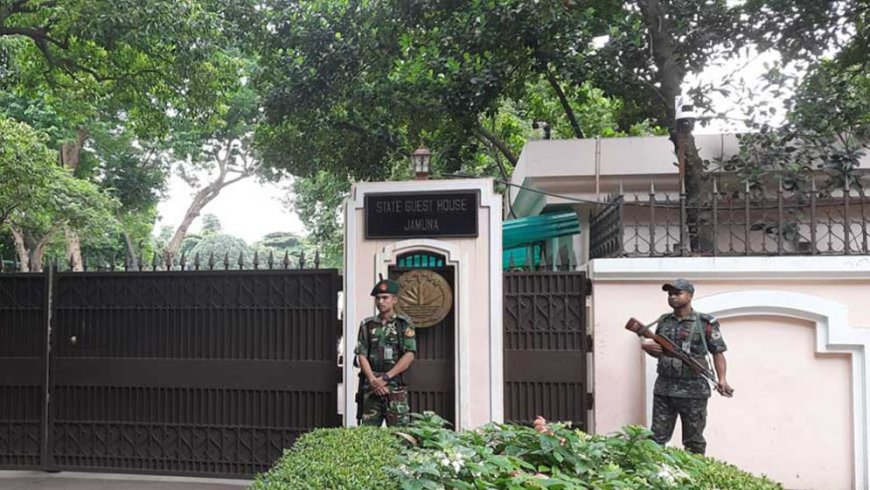 Chief Adviser meets BNP, Jamaat, and NCP leaders following attack on Hadi