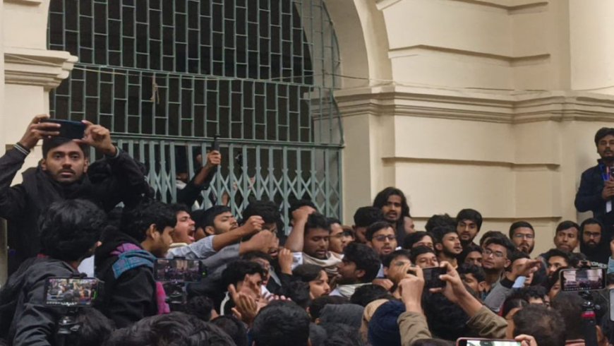 JnU Central Students’ Union polls suspended as students continue protests