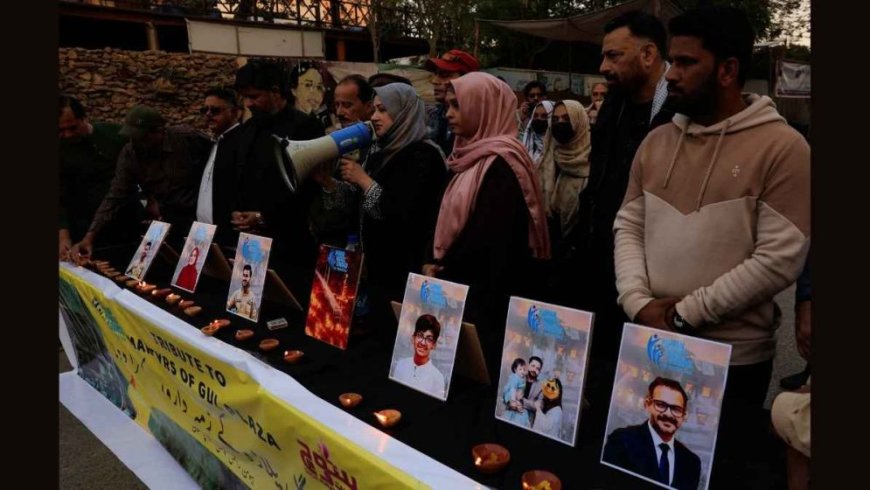 Death toll from Karachi mall fire rises to about 50, official says