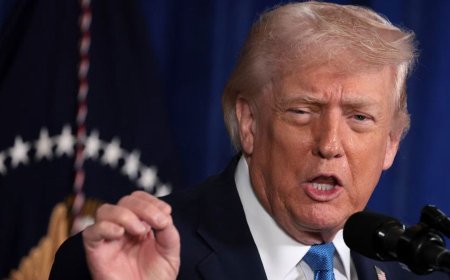 Donald Trump imposes 10% global tariff following sharp court setback