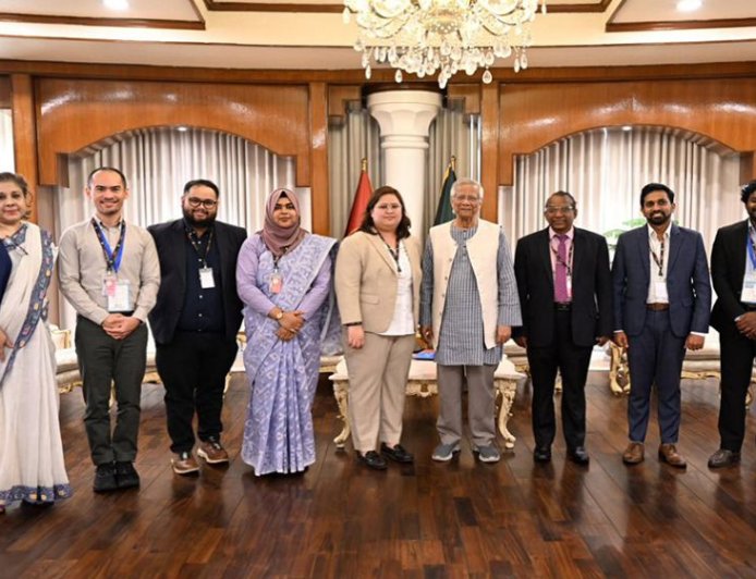 A total of 394 foreign observers and 197 journalists are in Dhaka to monitor the Bangladesh election