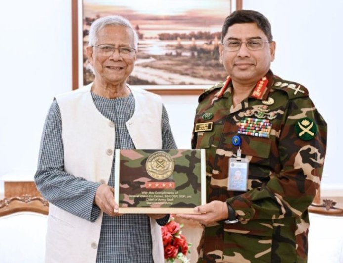 Army Chief Pays Courtesy Call on Chief Adviser