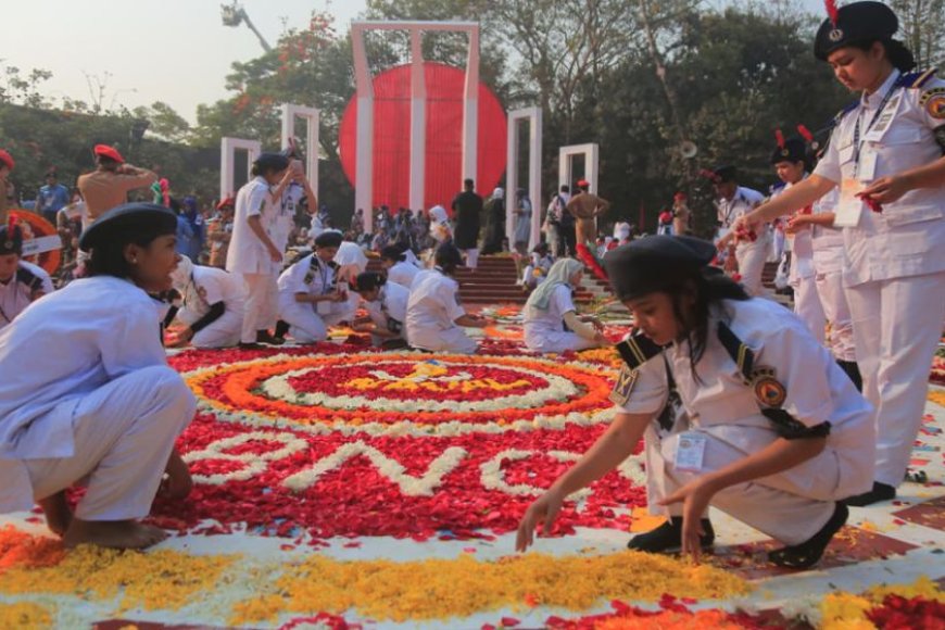 Thousands gather at the Shaheed Minar to pay tribute to the language martyrs