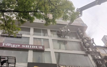 Fire breaks out in Mirpur building; five firefighting units deployed